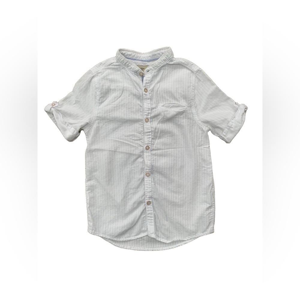Zara Size 7 White Mock Neck Button Down Shirt